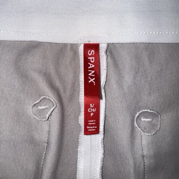 Spanx 20373R On-The-Go Kick Flare Pants Classic White - Small NWOT - Picture 6 of 9
